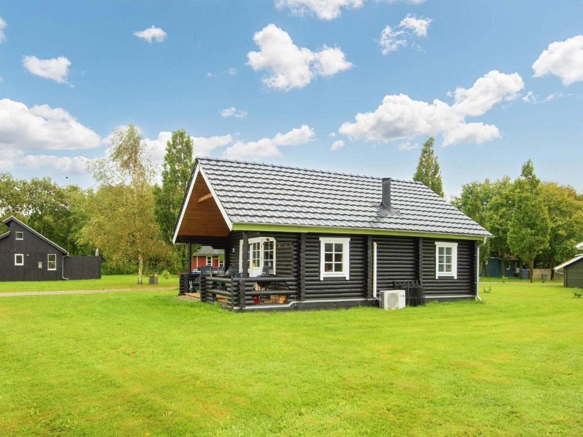 4 Person Holiday Home In Ховборг Экстерьер фото